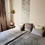 Zapfwerk-rooms Han/Misafirhane